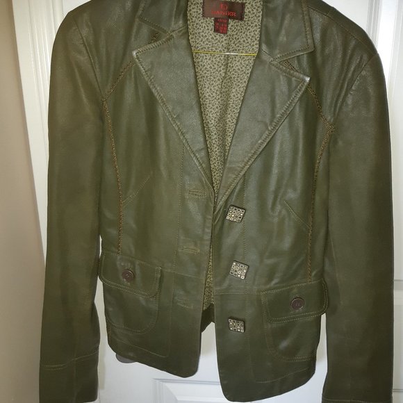 Leather jacket - Picture 1 of 5